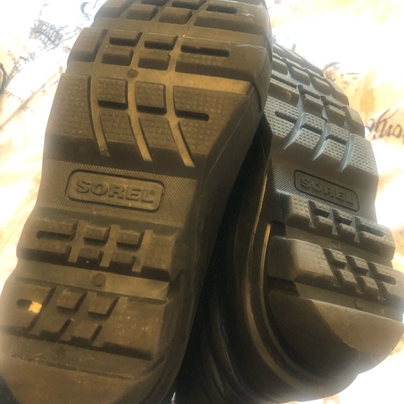Sorel winter boats - Picture 4 of 5